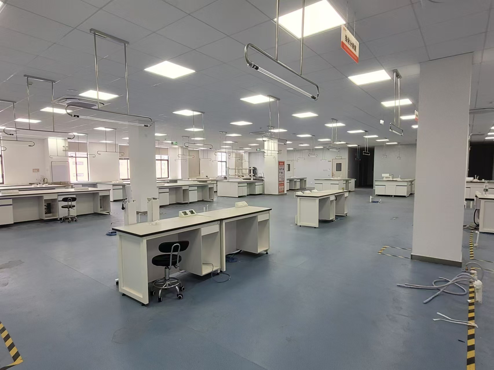 ۦ3000ƽ׾bުԺtW(xu)(sh)